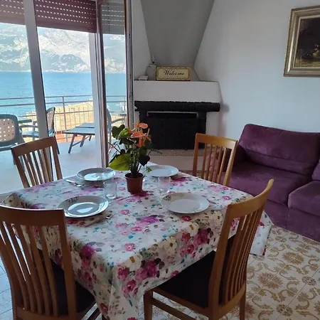 Kasa Kiara Apartman Brenzone sul Garda