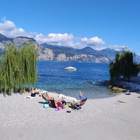 Kasa Kiara Brenzone sul Garda