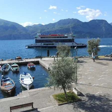 Kasa Kiara * Brenzone sul Garda