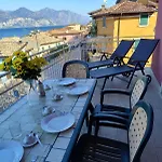 Kasa Kiara Brenzone sul Garda